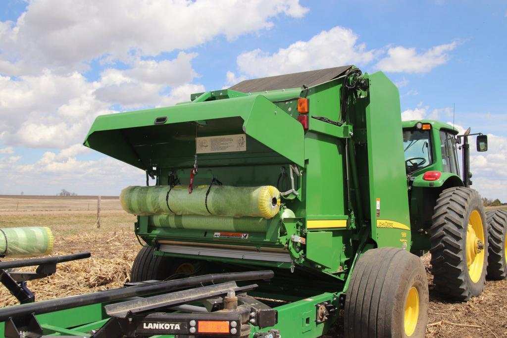 Lankota Net Wrap Assist Suits John Deere Balers | LANRB18222